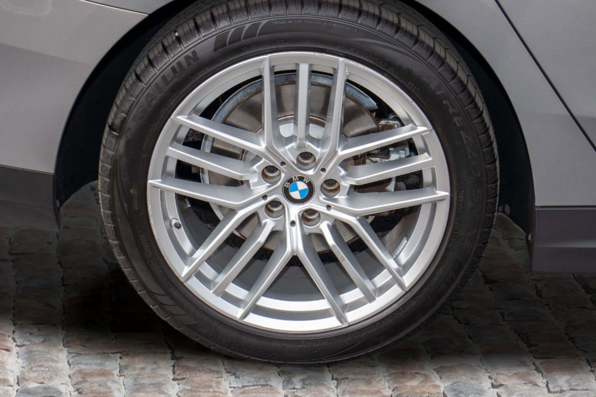 Used 2024 BMW 530i image 40