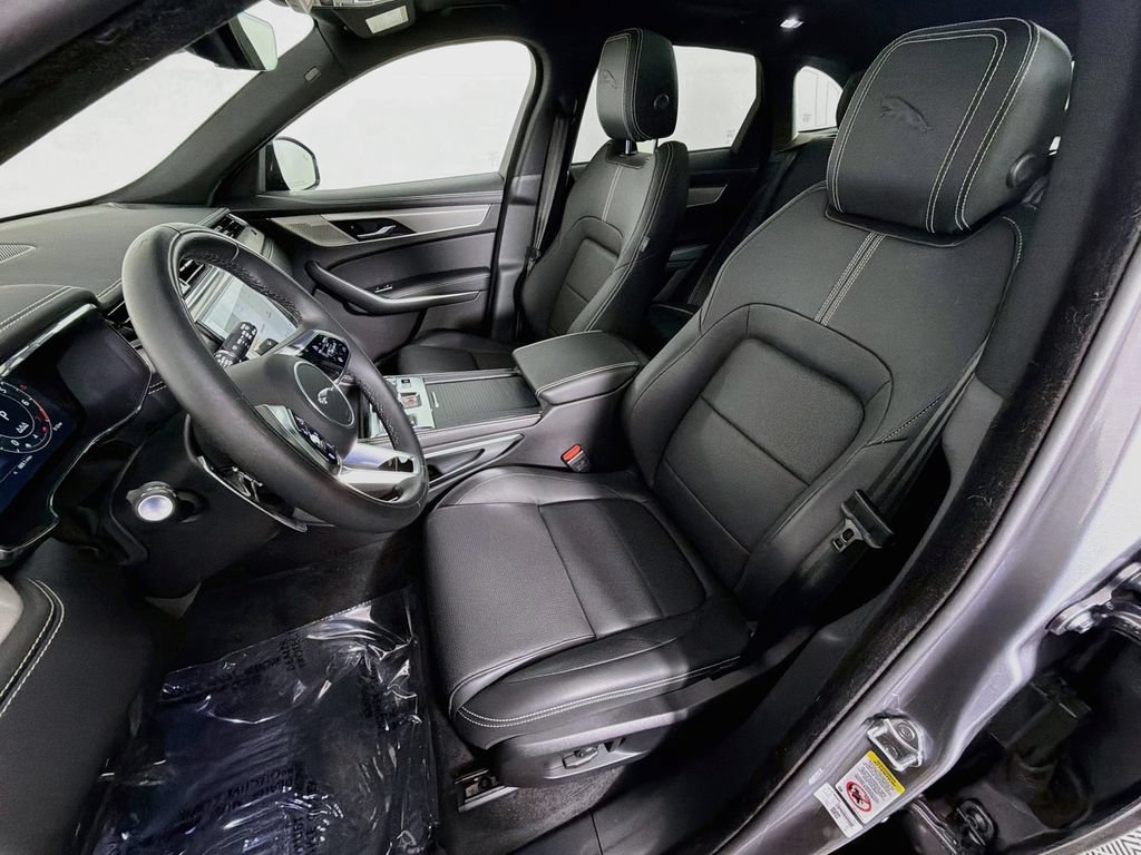 Certified 2025 Jaguar F-PACE R-Dynamic S AWD/4WD image 22