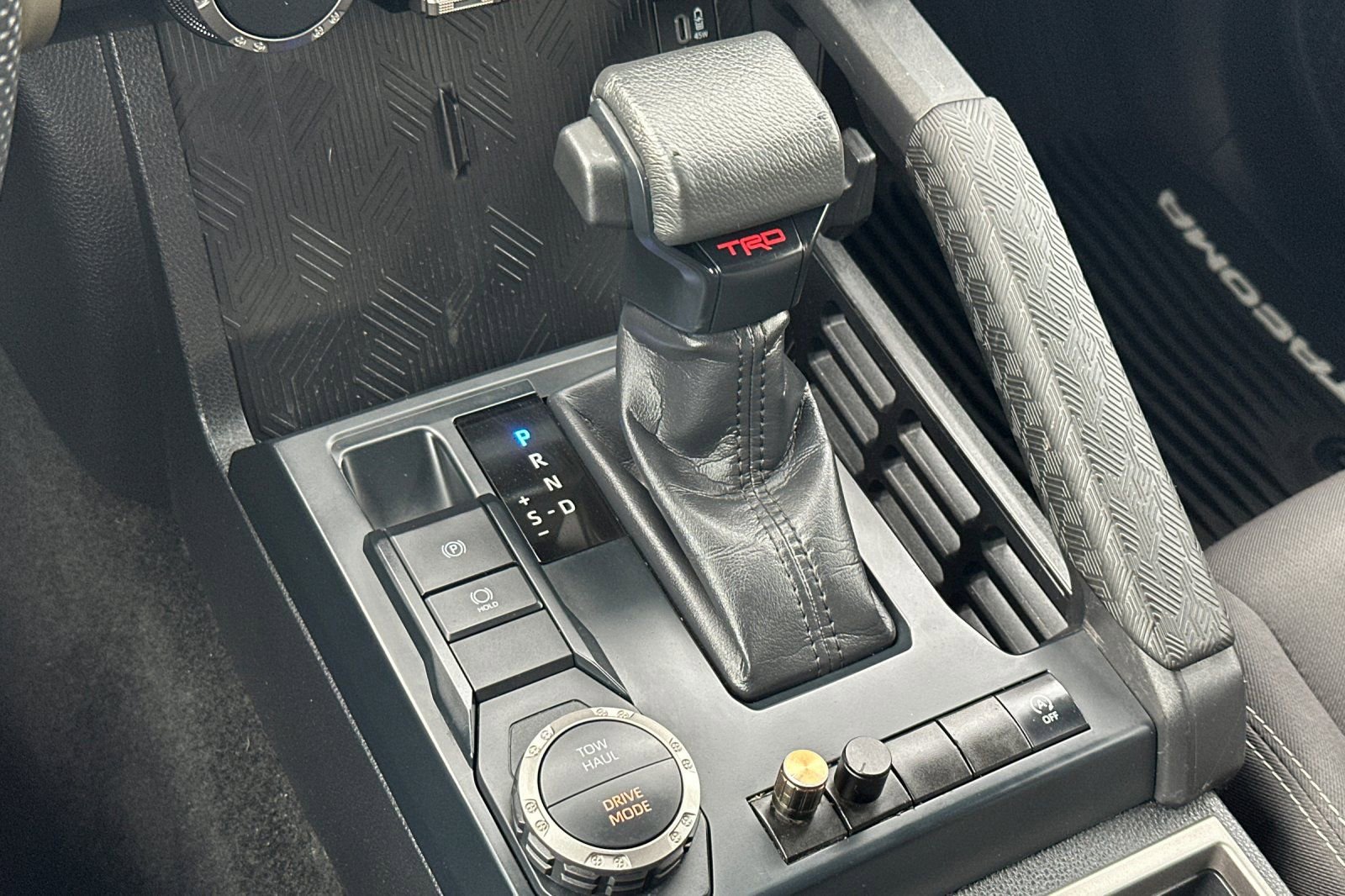 Used 2025 Toyota Tacoma TRD Sport image 19