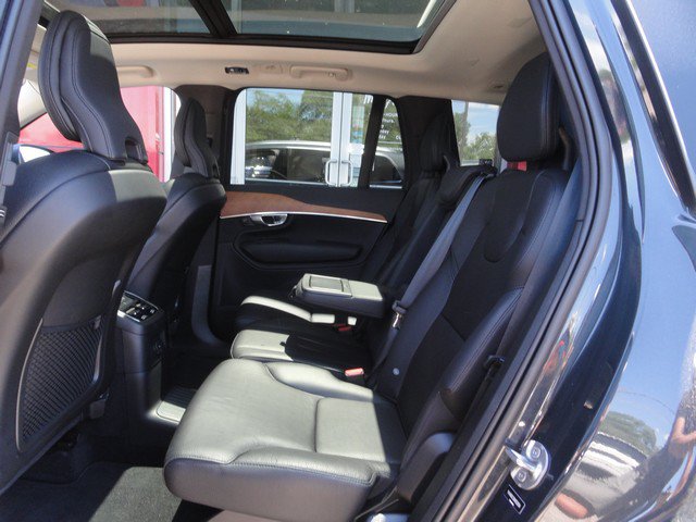 Used 2022 Volvo XC90 T8 Inscription Expression AWD/4WD image 13