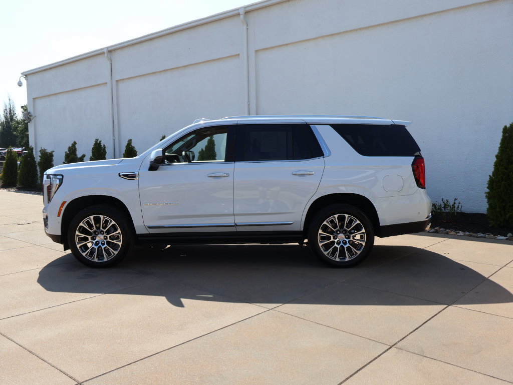 Certified 2026 GMC Yukon Denali w/ Denali Reserve Package AWD/4WD image 2