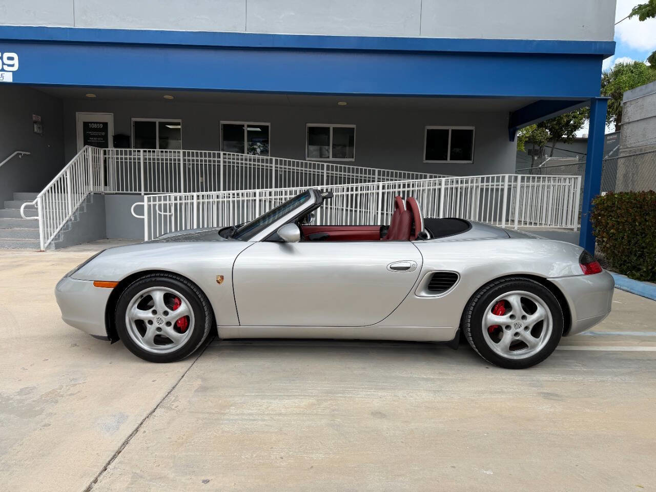 Used 1997 Porsche Boxster image 2