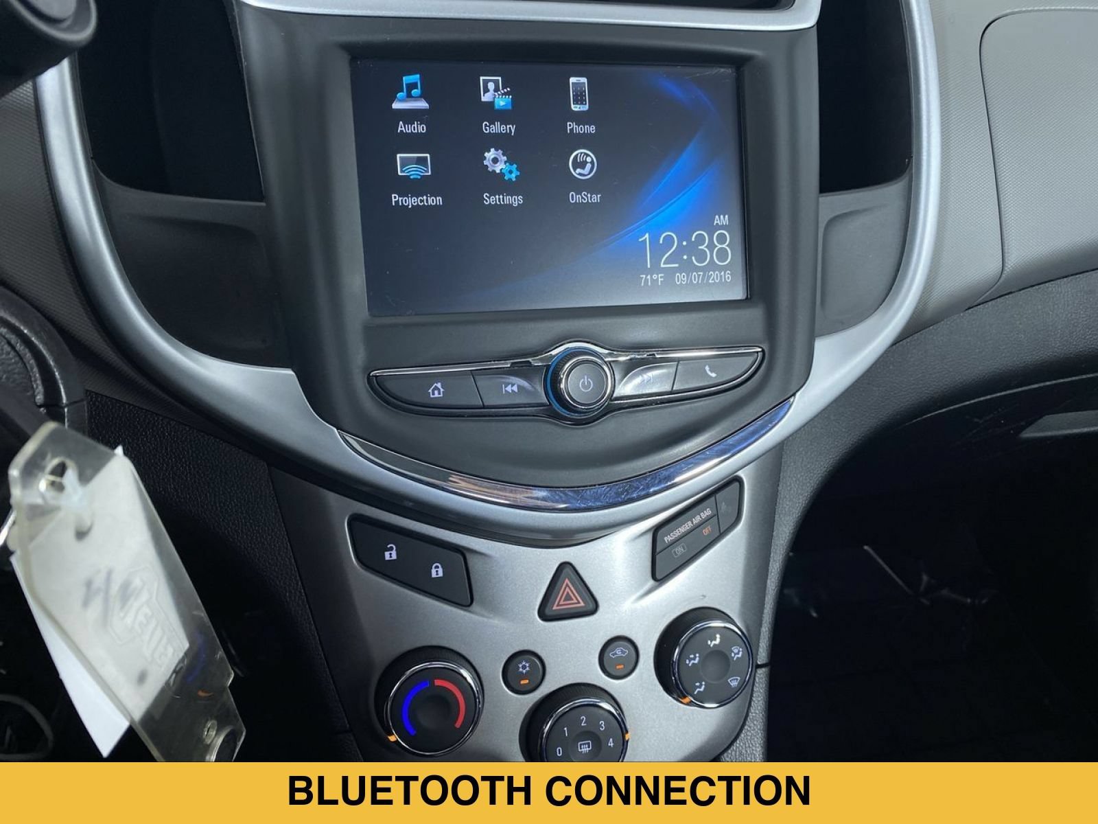 Certified 2017 Chevrolet Sonic LT FWD image 5