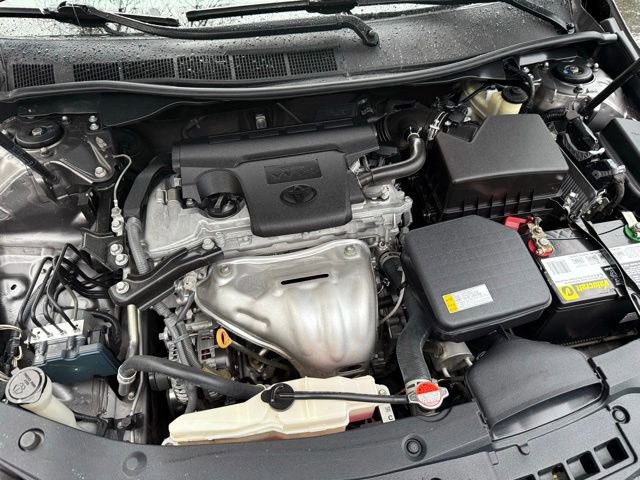 Used 2016 Toyota Camry SE image 30