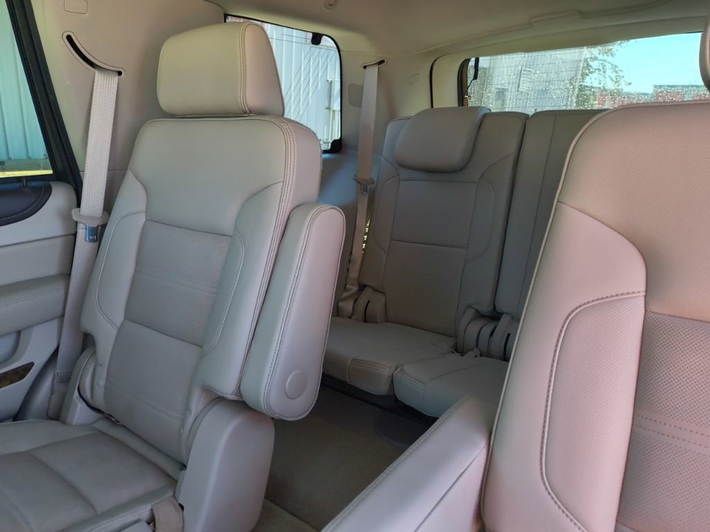 Used 2016 GMC Yukon Denali w/ Open Road Package image 13