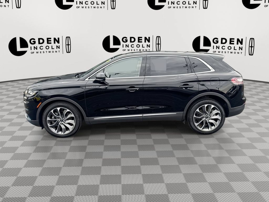 Certified 2023 Lincoln Nautilus Reserve AWD/4WD image 5