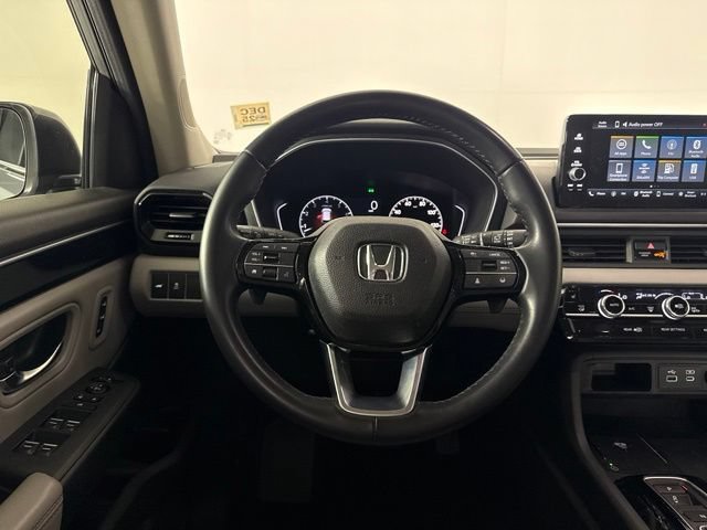 Used 2025 Honda Pilot EX-L image 33