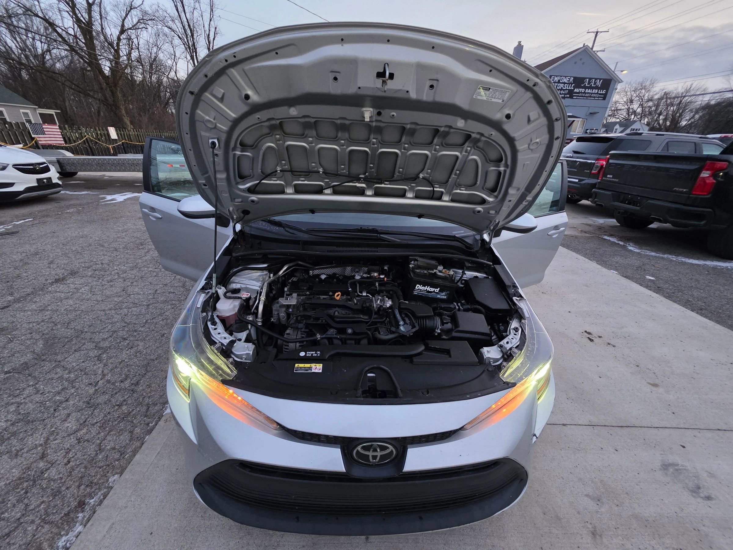 Used 2023 Toyota Corolla LE image 11