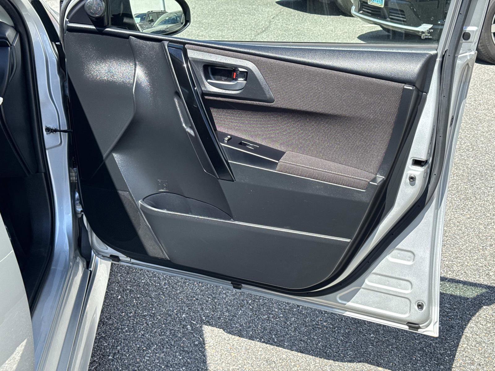 Used 2018 Toyota Corolla iM w/ All-Weather Mat Package image 14