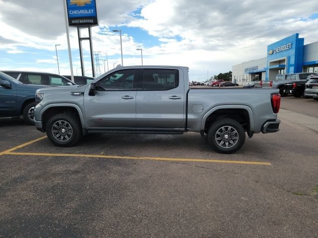 Used 2024 GMC Sierra 1500 AT4 w/ Technology Package AWD/4WD image 8