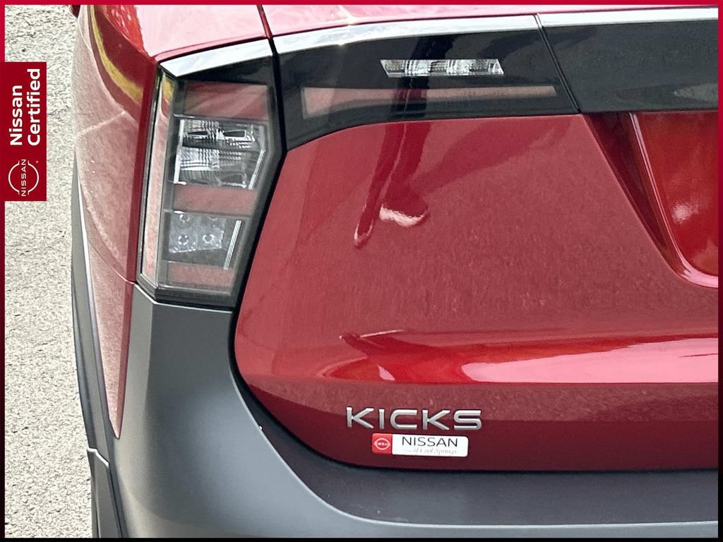 Certified 2025 Nissan Kicks SR w/ Illumination Package AWD/4WD image 12