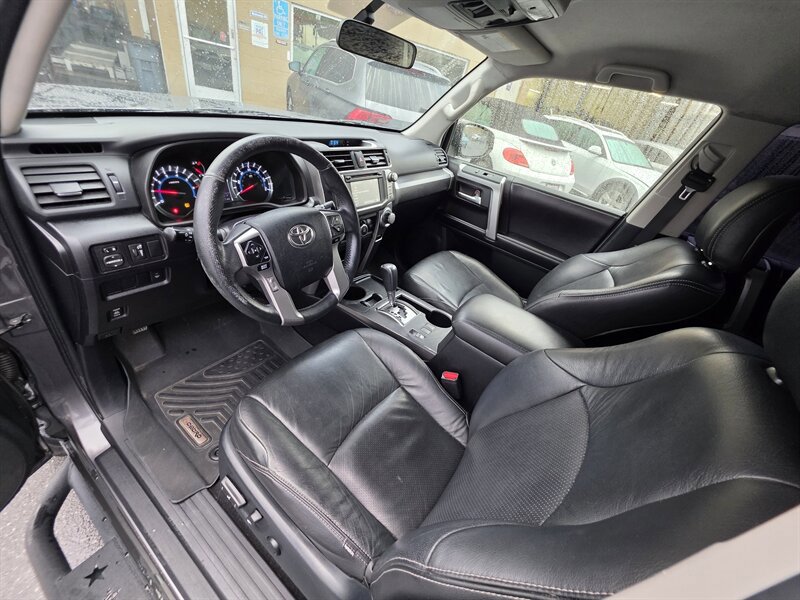 Used 2016 Toyota 4Runner SR5 image 13