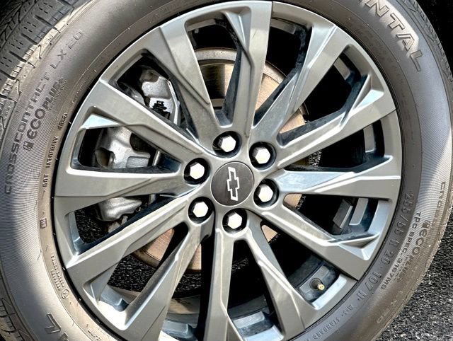 Used 2023 Chevrolet Traverse RS FWD image 9