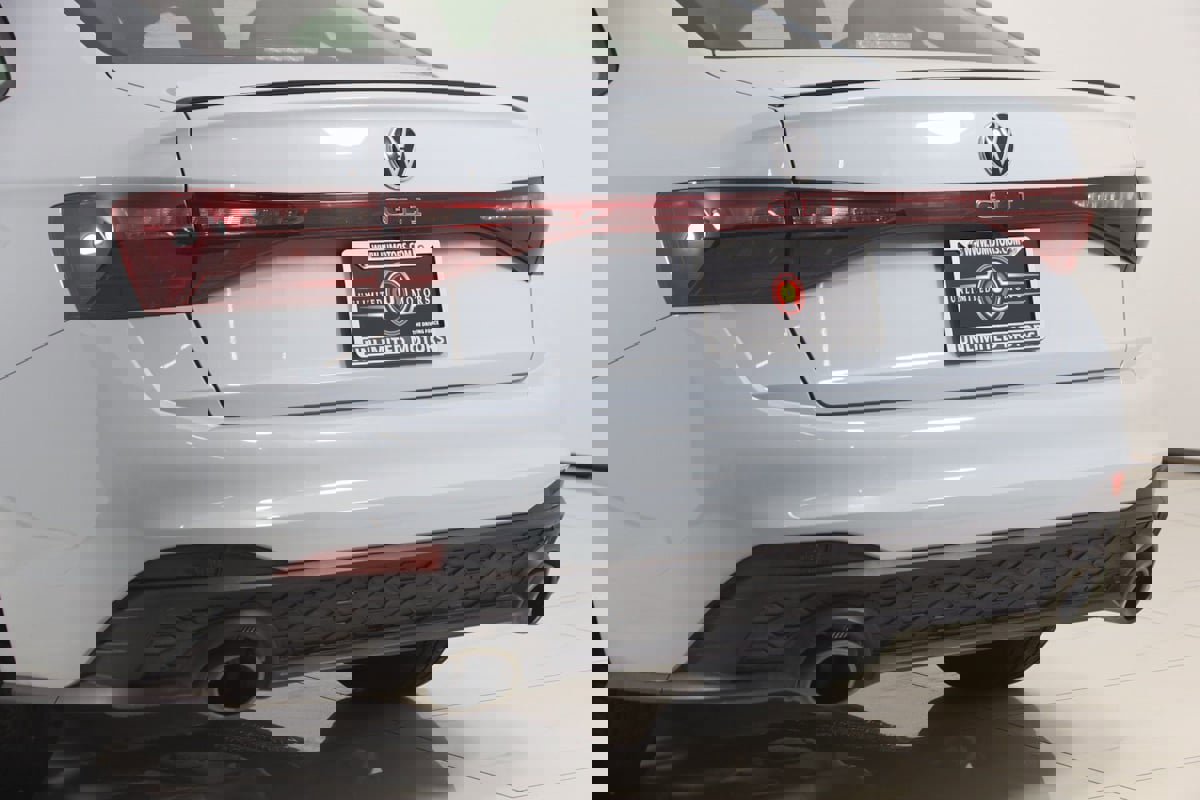 Used 2025 Volkswagen Jetta GLI Autobahn image 23