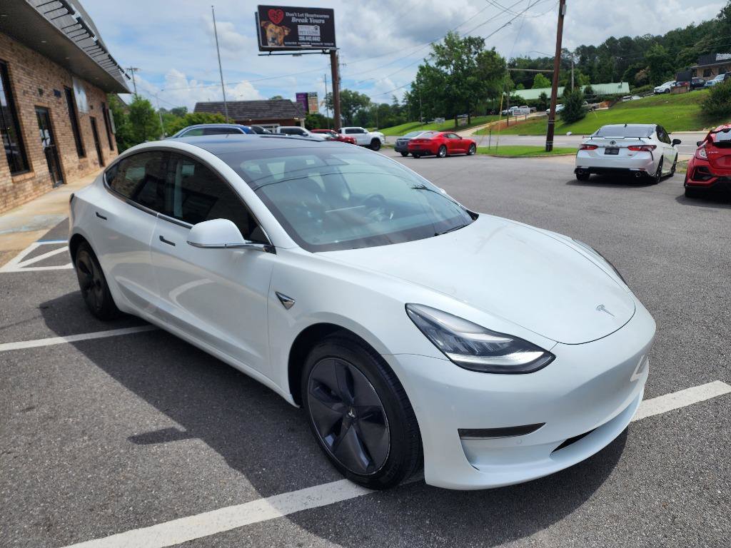 Used 2020 Tesla Model 3 Standard Range RWD image 5