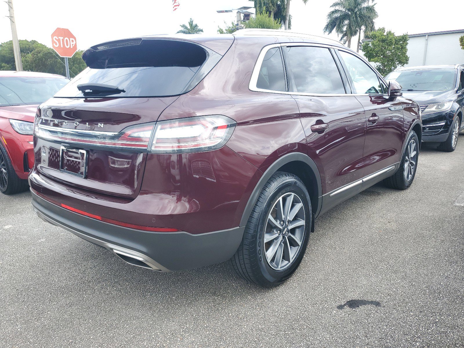 Used 2021 Lincoln Nautilus FWD image 6