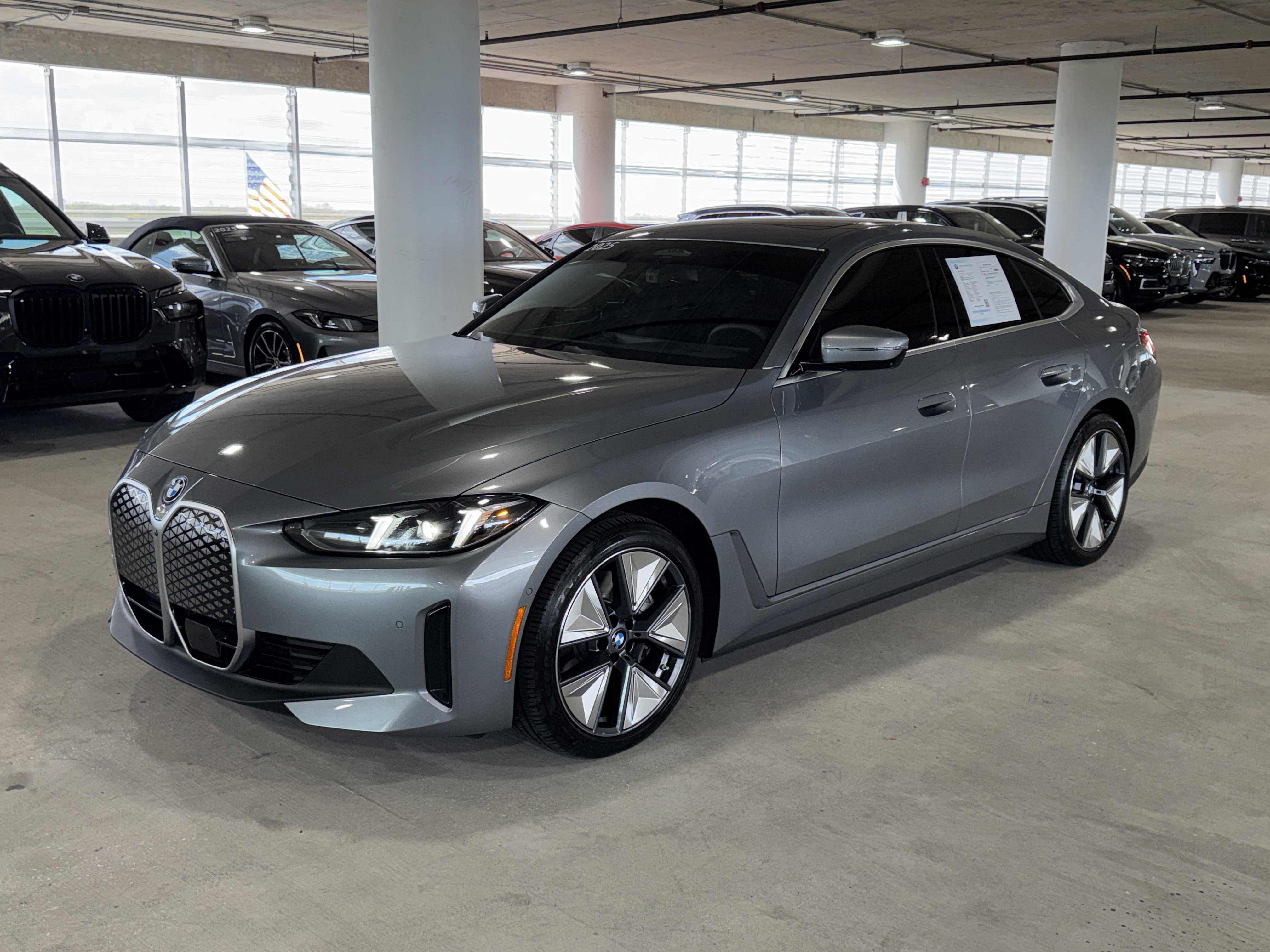 Used 2025 BMW i4 eDrive40 w/ Premium Package image 4