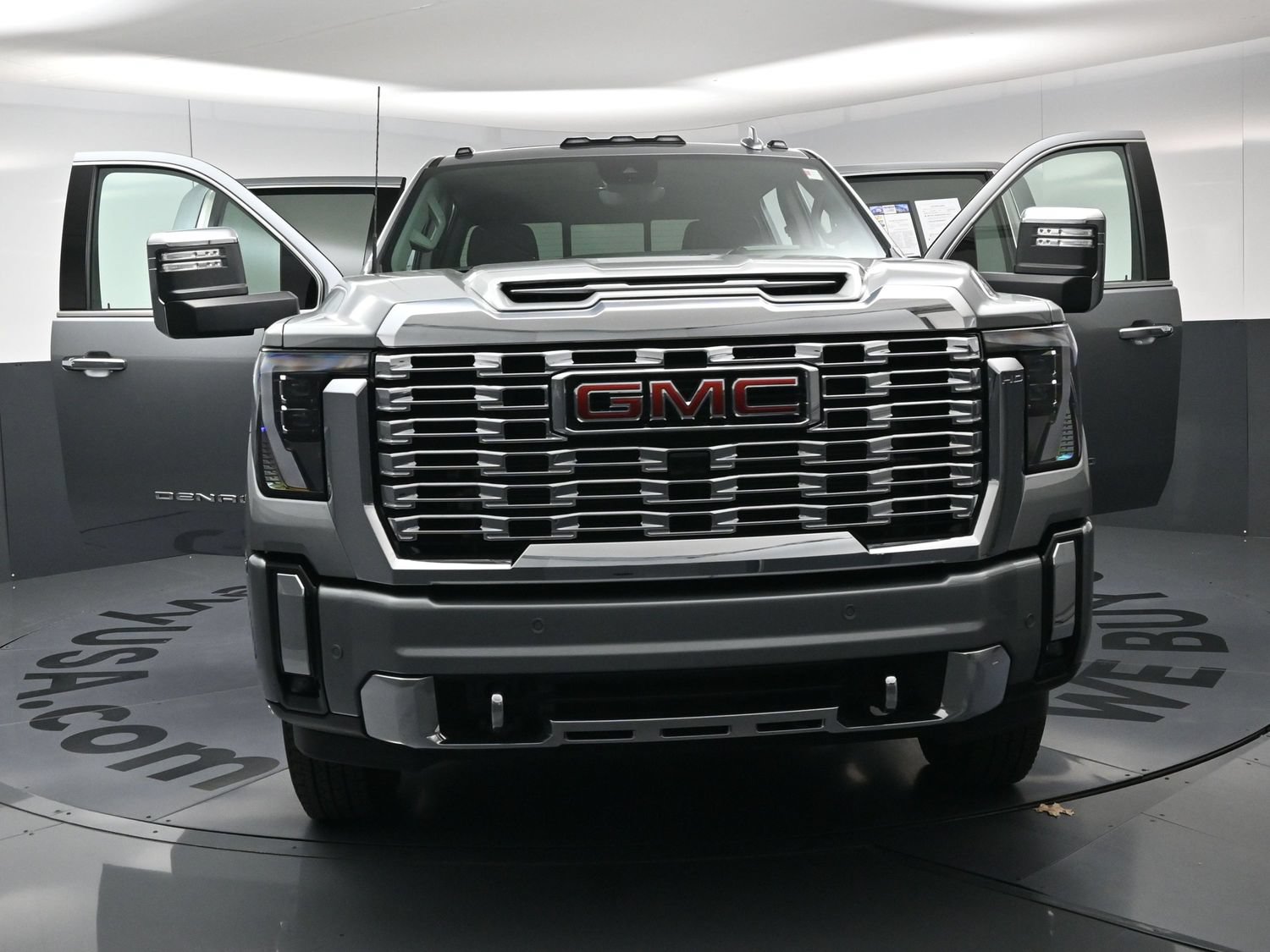 Used 2026 GMC Sierra 3500 Denali w/ Denali Reserve Package AWD/4WD image 24