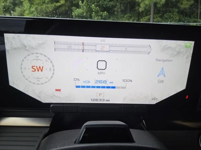 Used 2024 GMC Hummer EV 3X AWD/4WD image 10
