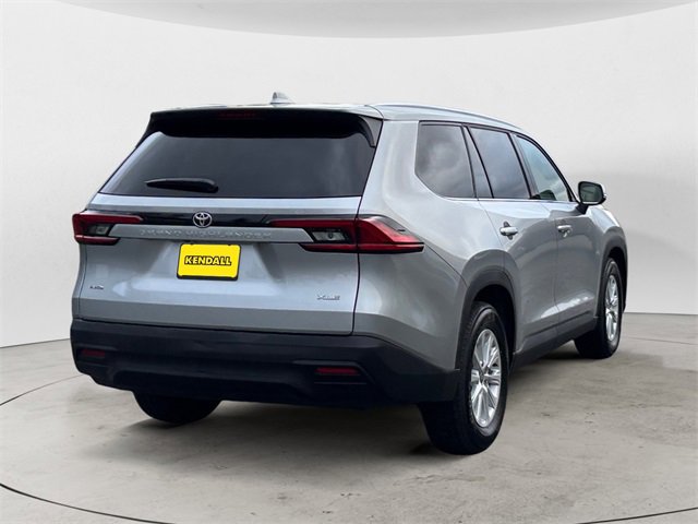 Used 2025 Toyota Grand Highlander AWD image 5