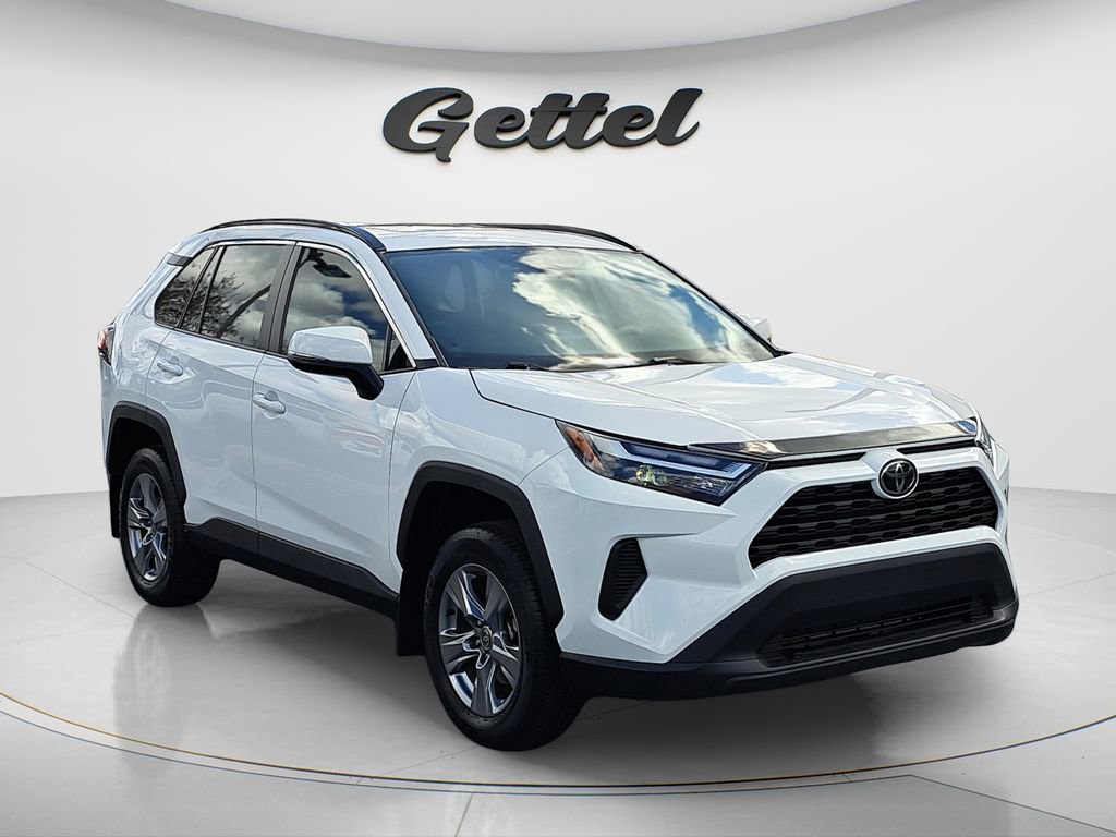 Used 2024 Toyota RAV4 XLE w/ Convenience Package video 2