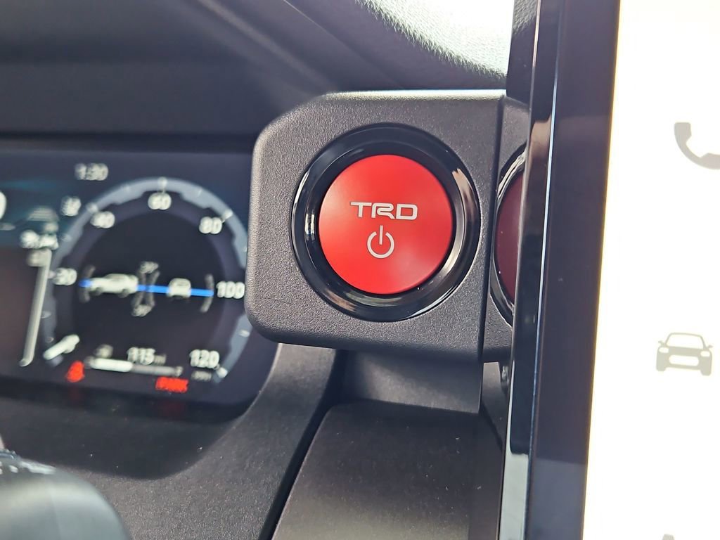 Used 2025 Toyota 4Runner TRD Off-Road Premium image 17
