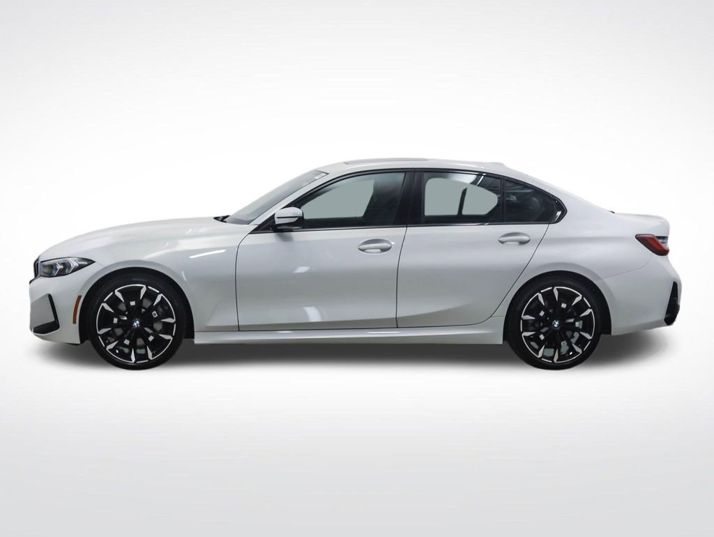 Used 2026 BMW 330i xDrive Sedan AWD/4WD image 2