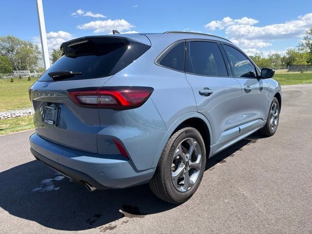 Certified 2024 Ford Escape ST-Line w/ Tech Pack #1 FWD image 8