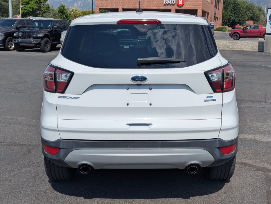 Used 2017 Ford Escape SE AWD/4WD image 5