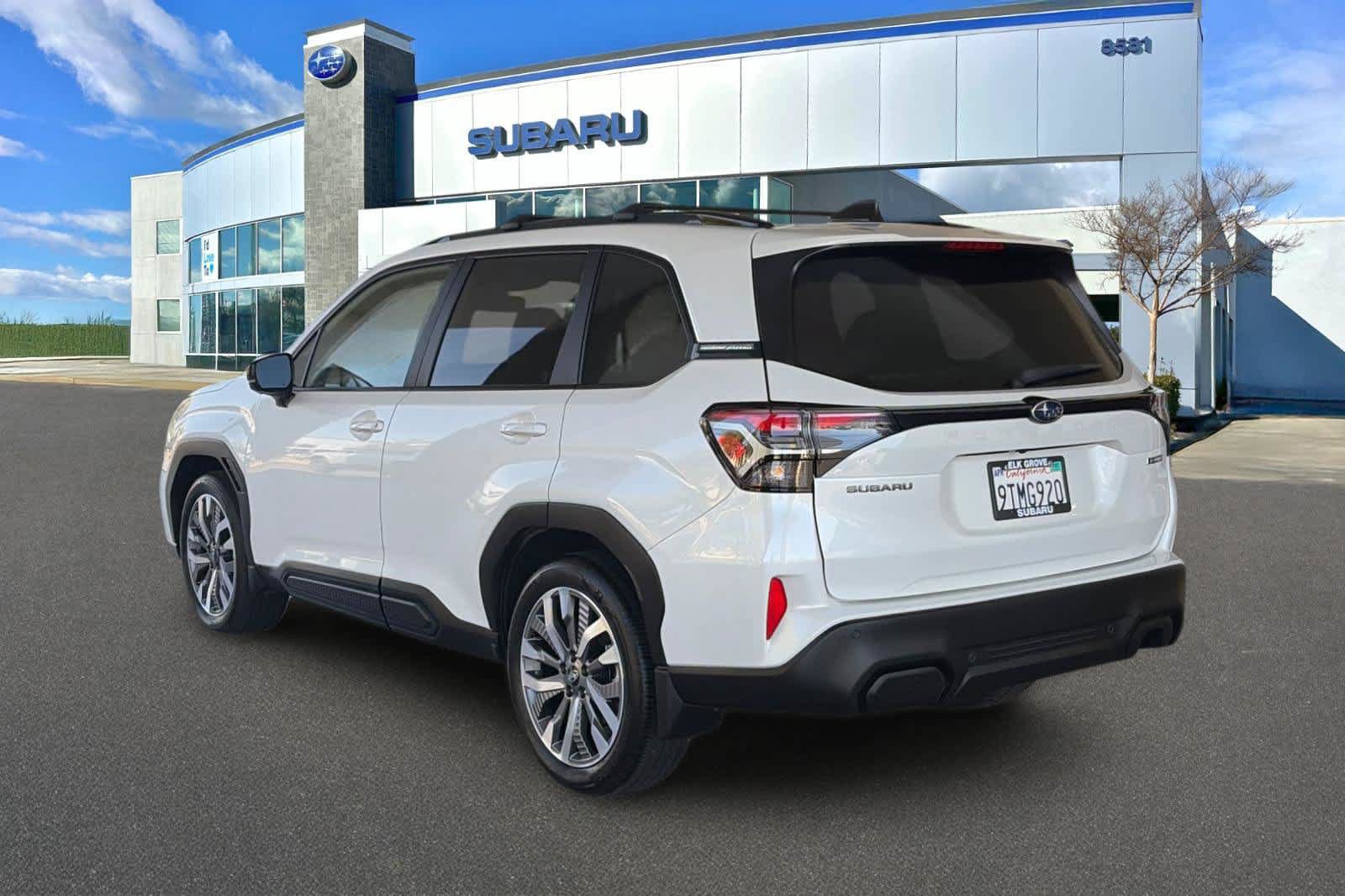 Certified 2025 Subaru Forester Touring AWD/4WD image 8