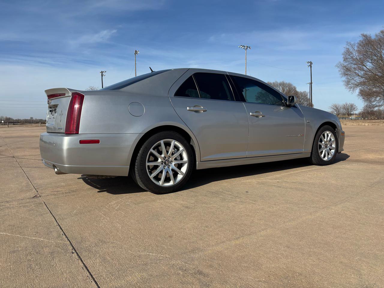Used 2006 Cadillac STS V image 26