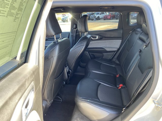 Used 2024 Jeep Compass Latitude image 44