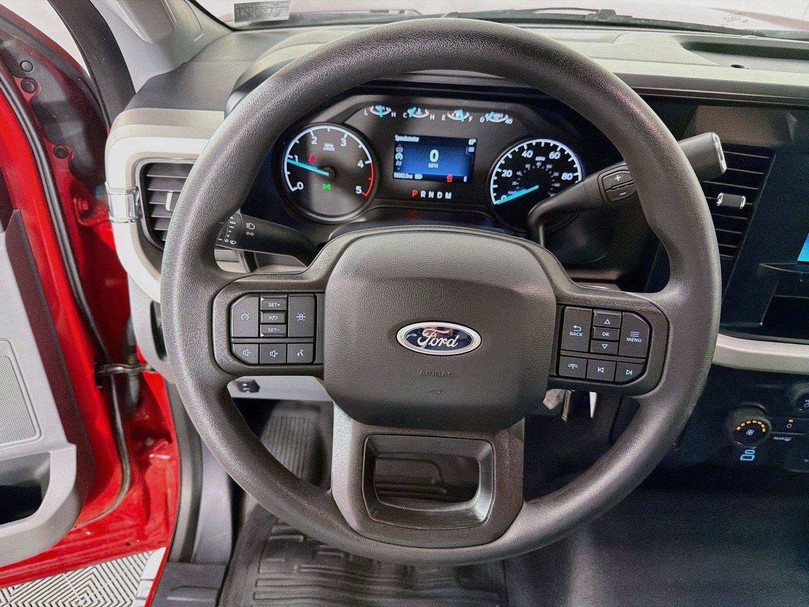 Used 2024 Ford F550 4x4 Regular Cab Super Duty w/ XLT Value Package image 3