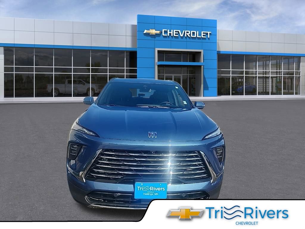 Used 2025 Buick Enclave Preferred AWD/4WD image 8