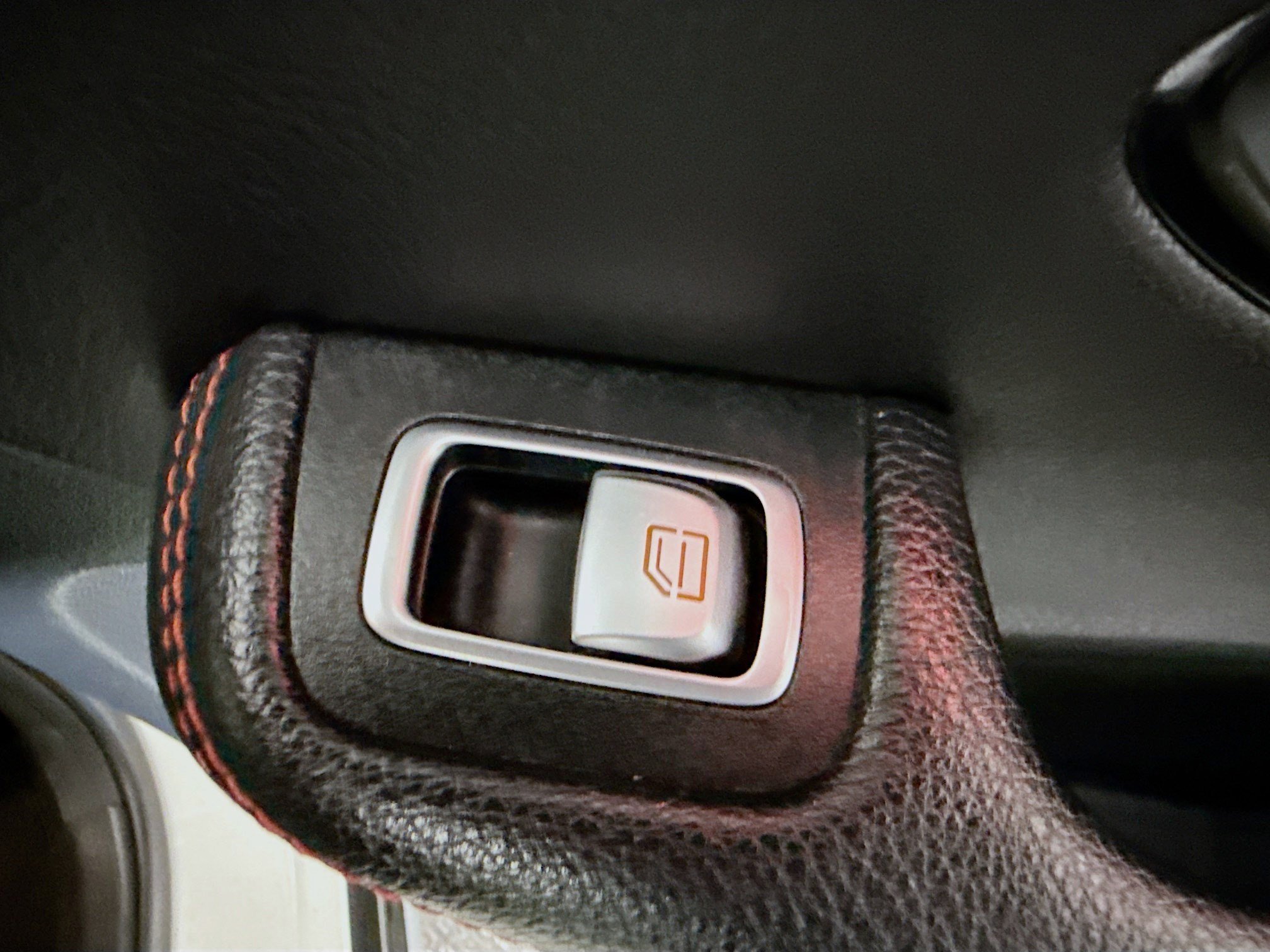 Used 2021 Mercedes-Benz GLC 43 AMG 4MATIC image 31