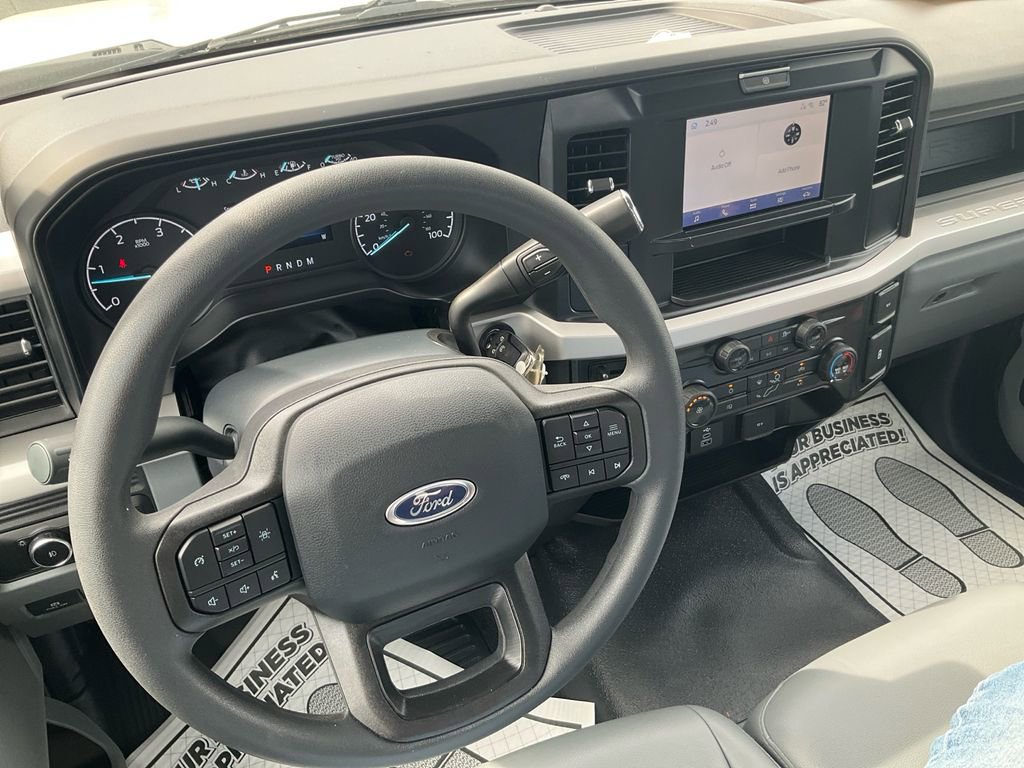 Used 2025 Ford F450 XL w/ XL Chrome Package image 23