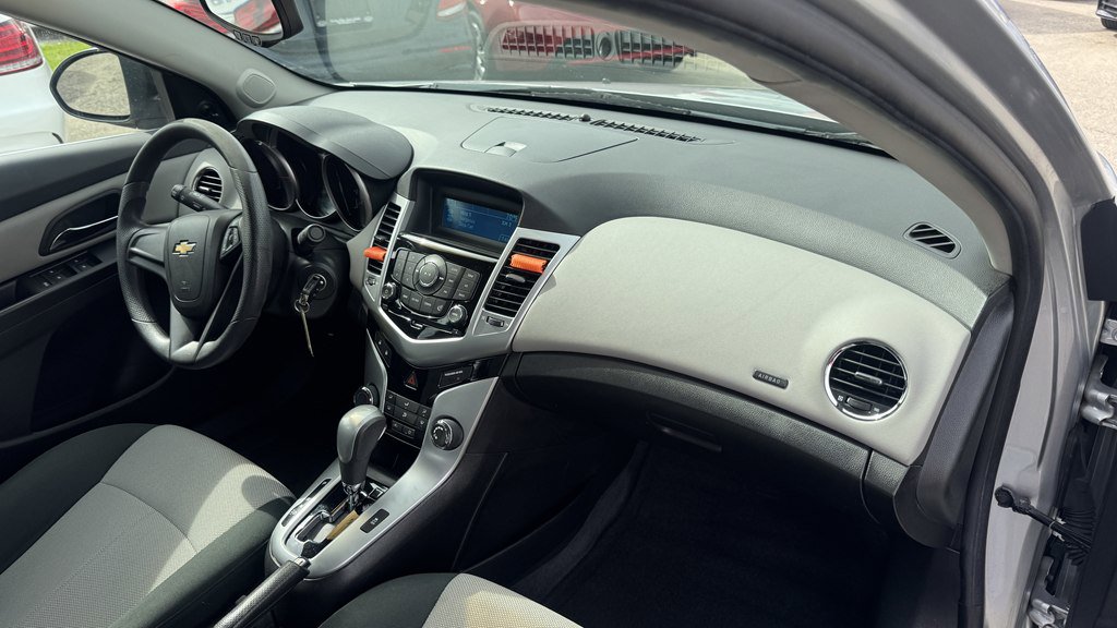Used 2011 Chevrolet Cruze LS w/ Connectivity Package FWD image 27
