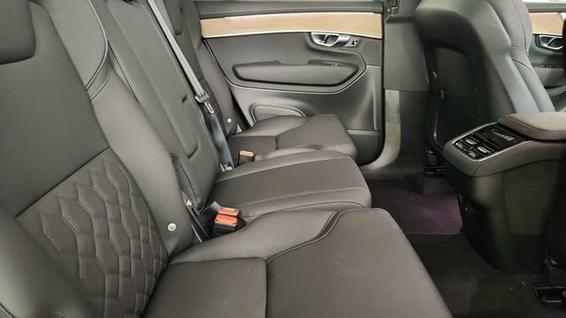 New 2026 Volvo XC90 B6 Core AWD/4WD image 33