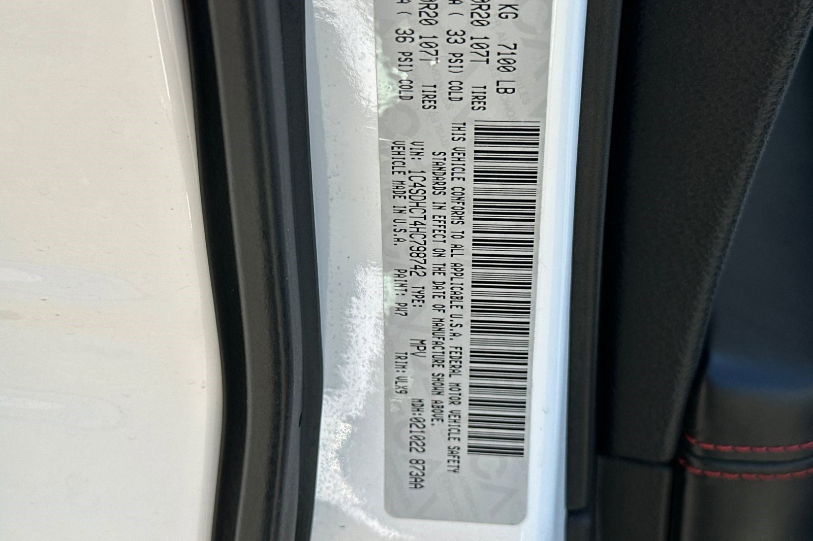 Used 2017 Dodge Durango R/T w/ Technology Group RWD image 22