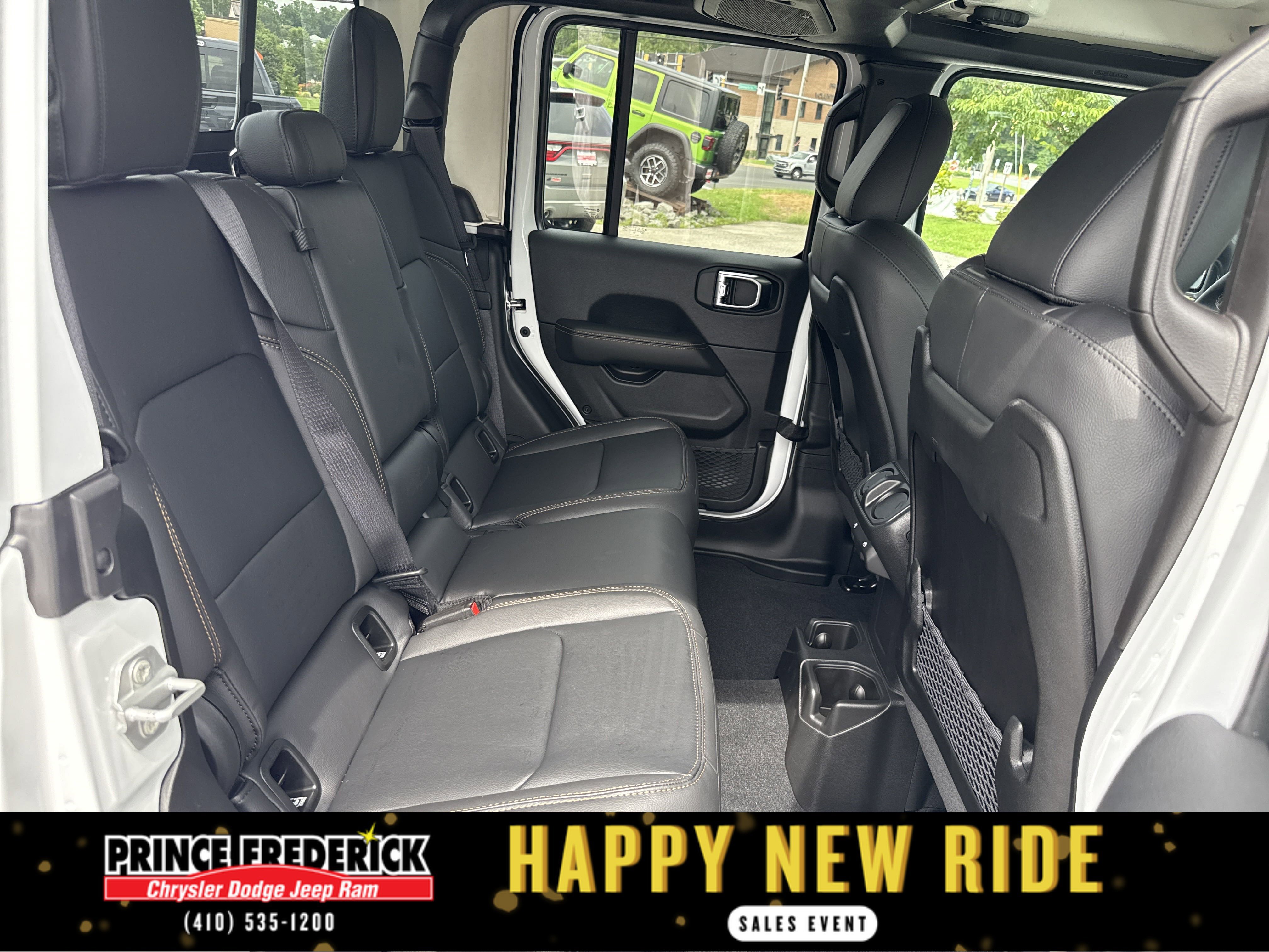 New 2025 Jeep Gladiator High Tide image 15