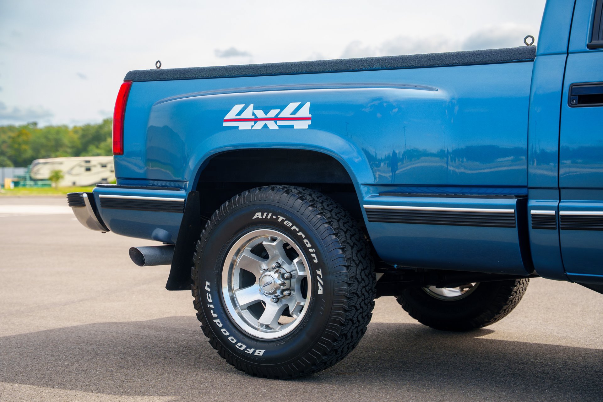Used 1990 Chevrolet Silverado 1500 4x4 Regular Cab image 26