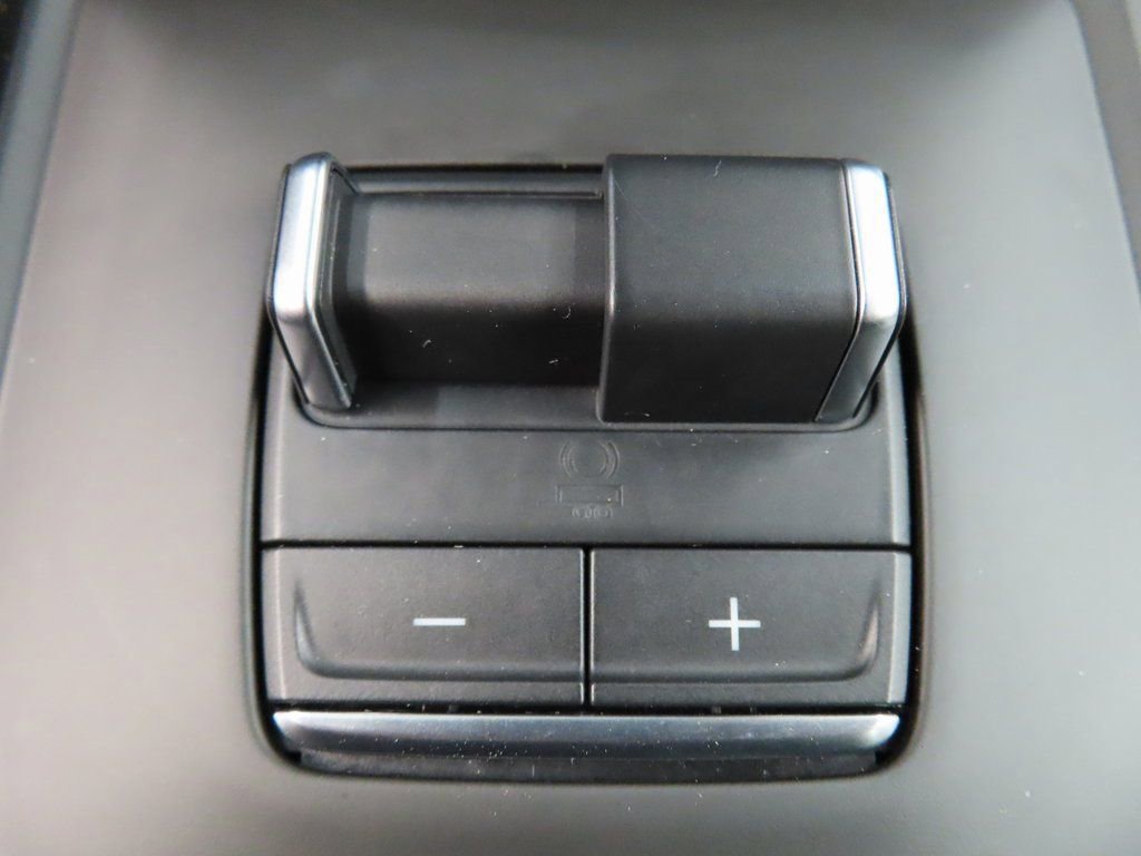 Used 2025 GMC Sierra 2500 AT4X w/ AT4X AEV Edition image 71