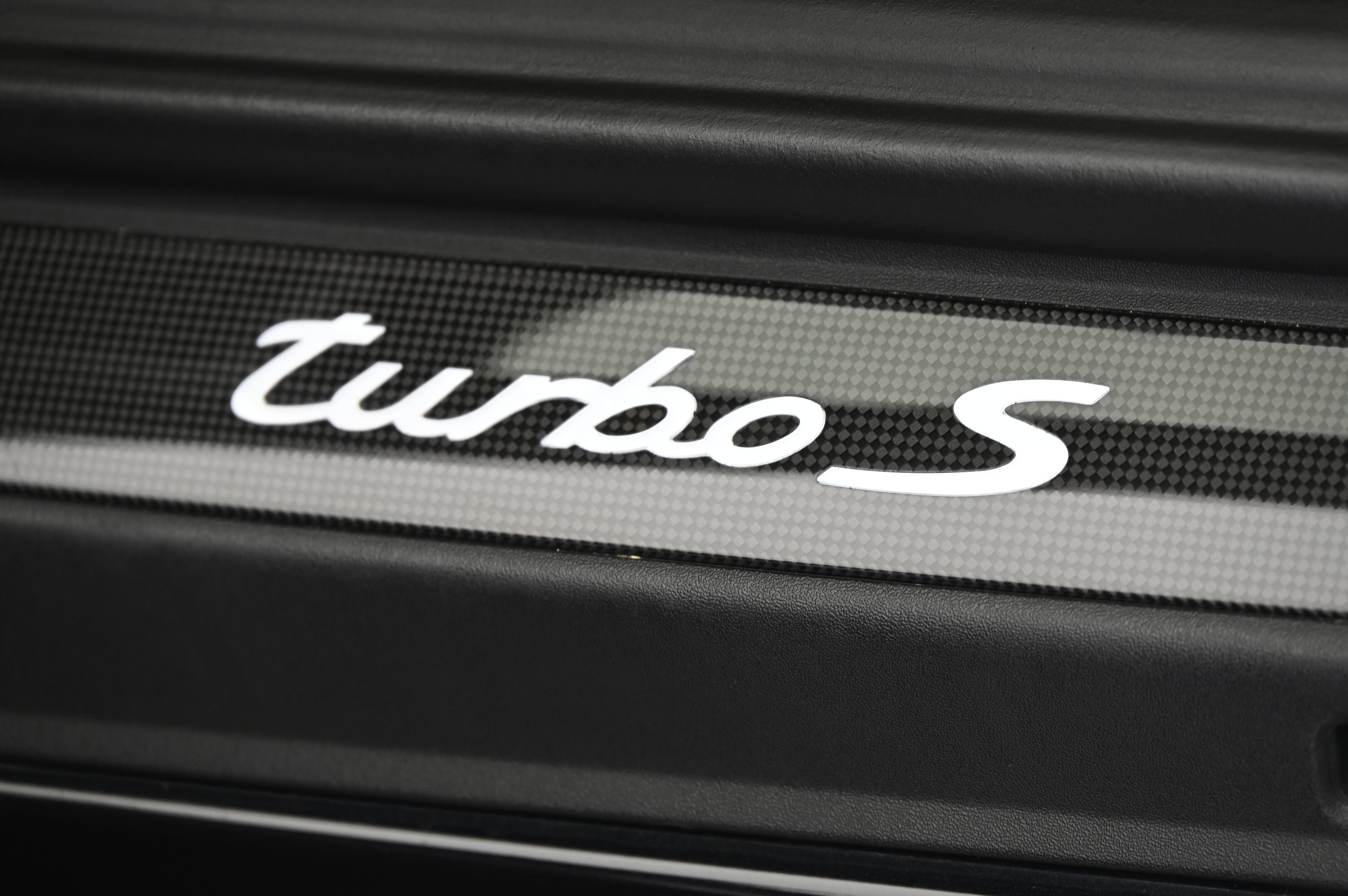 Certified 2019 Porsche 911 Turbo image 24