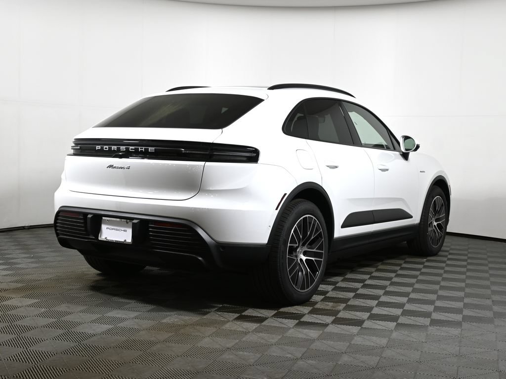 New 2026 Porsche Macan 4 Electric AWD/4WD image 7