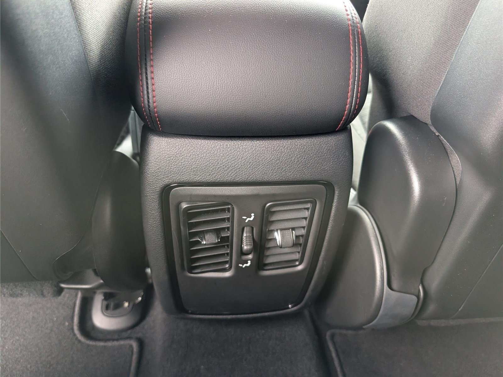 Used 2025 Dodge Durango R/T w/ Blacktop Package AWD/4WD image 20