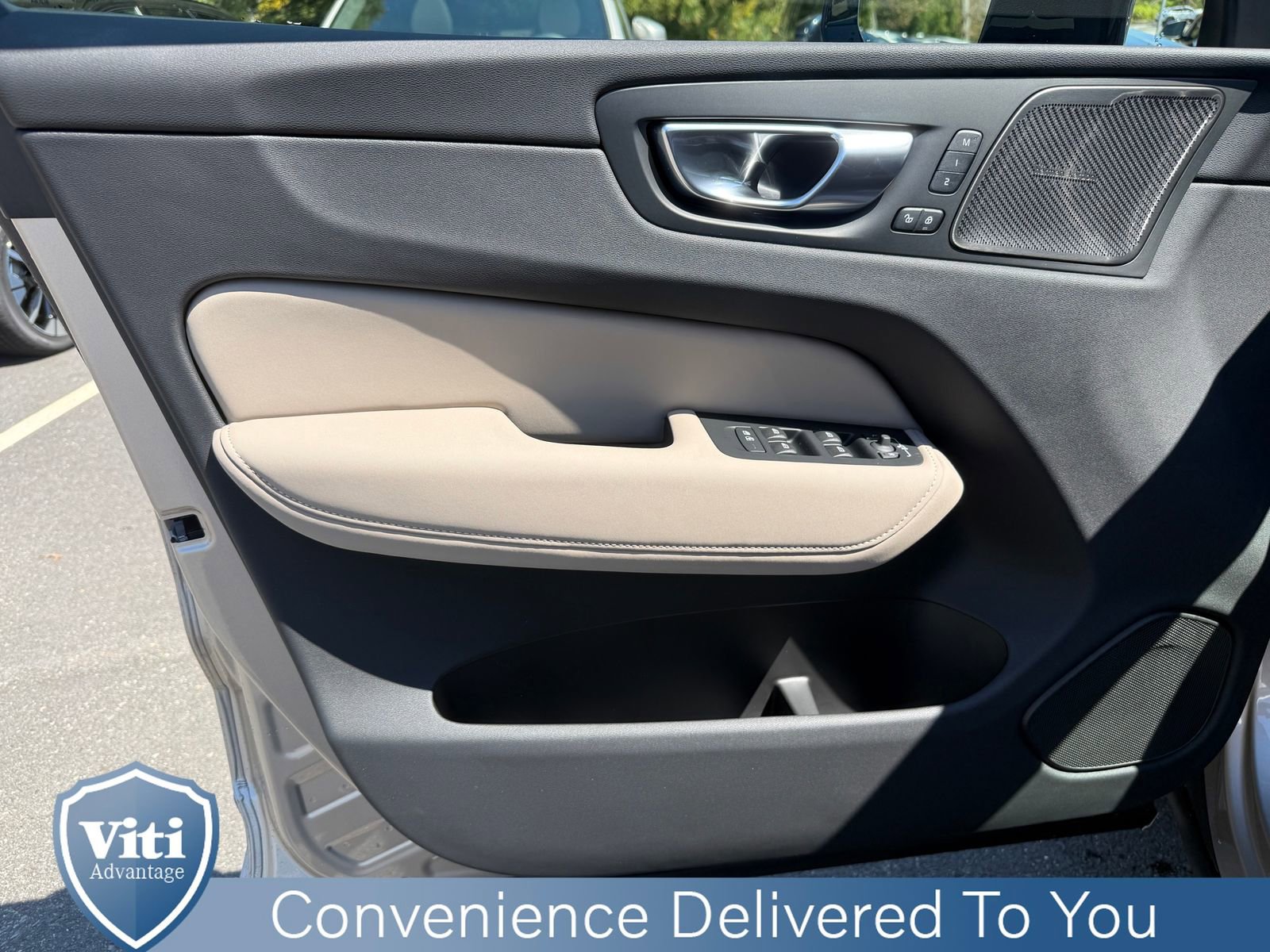 New 2026 Volvo XC60 B5 Plus w/ Protection Package Premier AWD/4WD image 11