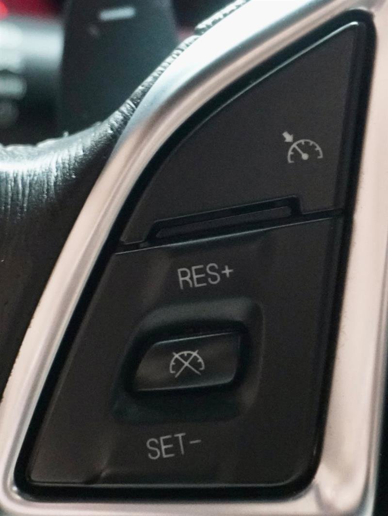 Used 2017 Chevrolet Camaro SS RWD image 25