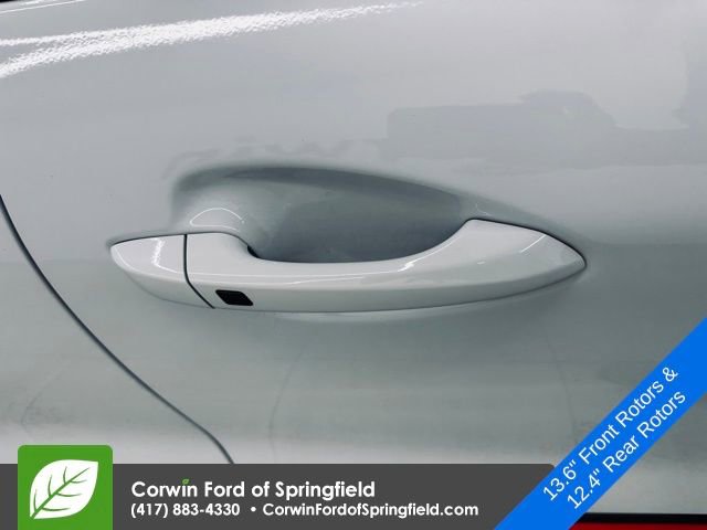 Used 2020 Hyundai Veloster N w/ Performance Package image 7