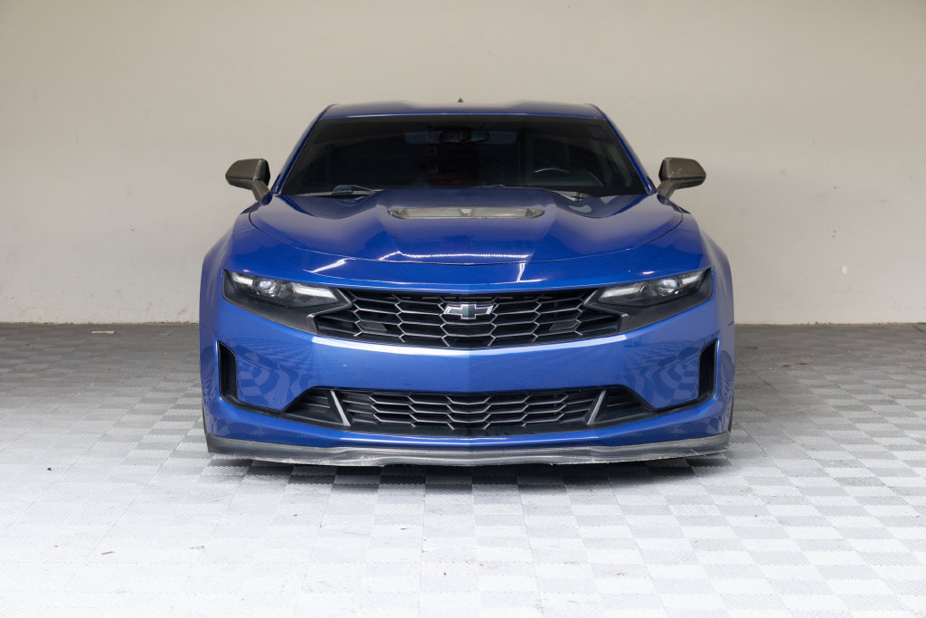 Used 2021 Chevrolet Camaro LT RWD image 4