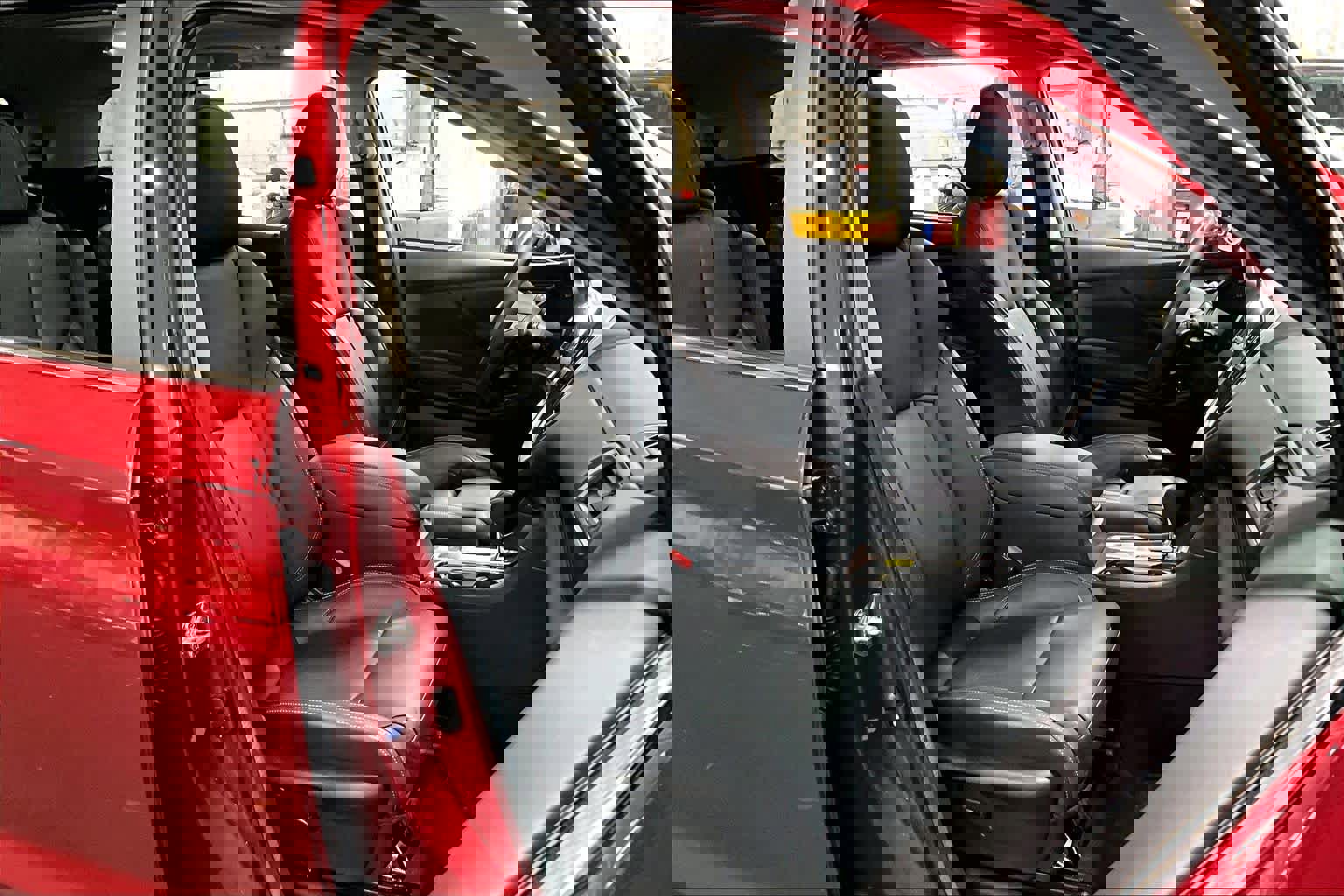 Used 2024 Subaru Ascent Touring image 8